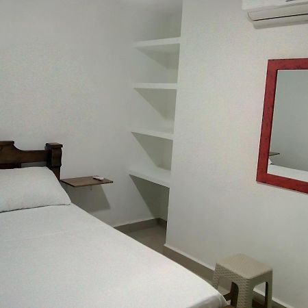 Hostal Casa De Barajas Cartagena Luaran gambar
