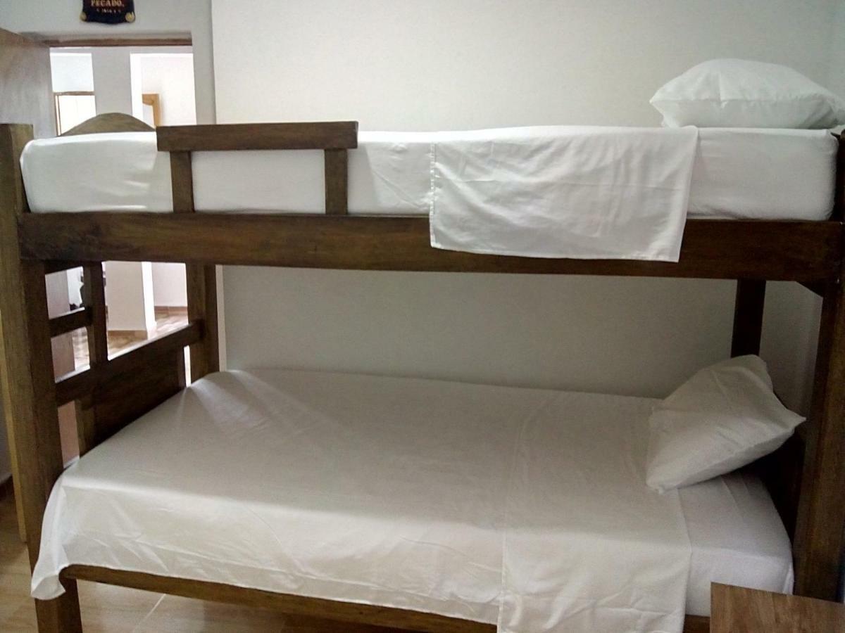 Hostal Casa De Barajas Cartagena Luaran gambar